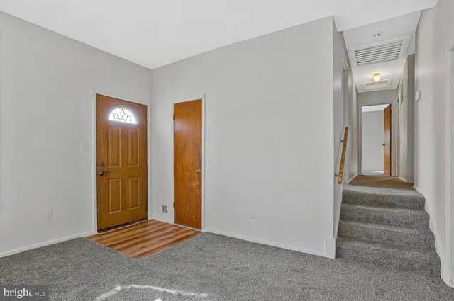 $425,000 | 8345 Verona Drive, Hyattsville, MD 20784