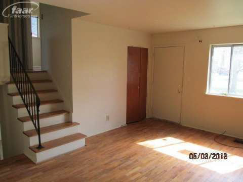 5015 Branch Road Flint, MI 48506 - Photo 8 of 18 20355838-7.JPG