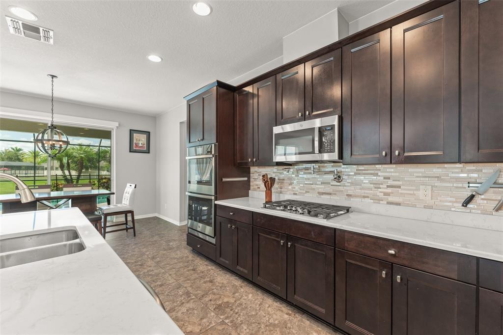 10720 Breaking Rocks Drive Tampa, FL 33647 - Photo 23 of 79