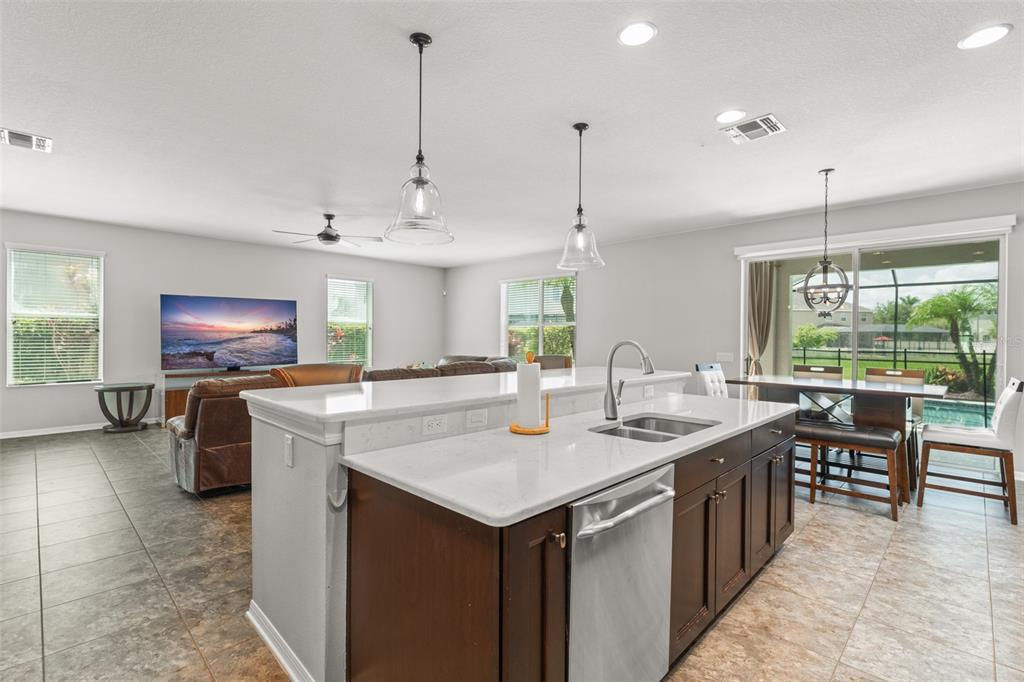 10720 Breaking Rocks Drive Tampa, FL 33647 - Photo 24 of 79