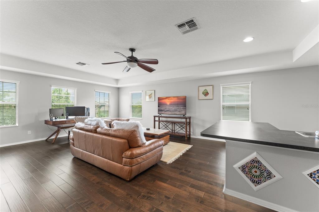 10720 Breaking Rocks Drive Tampa, FL 33647 - Photo 30 of 79