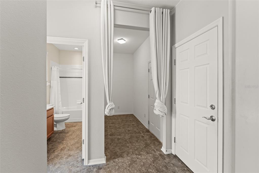 10720 Breaking Rocks Drive Tampa, FL 33647 - Photo 51 of 79