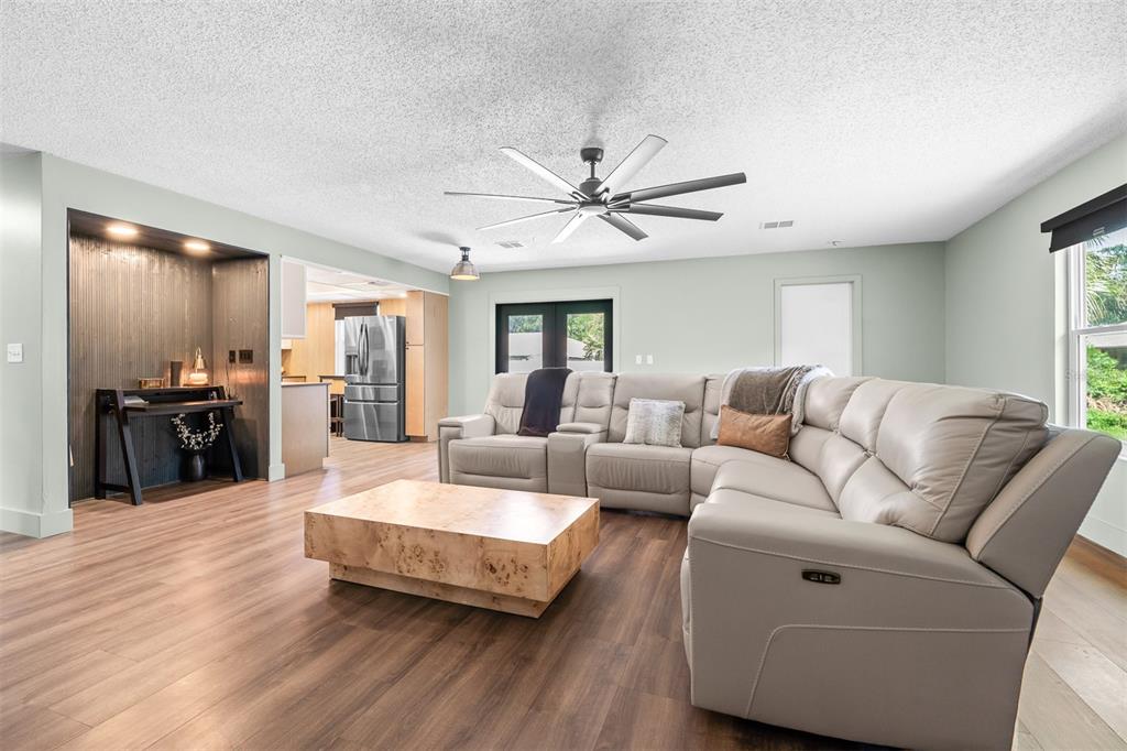 2817 Yule Tree Drive Edgewater, FL 32141 - Photo 8 of 45