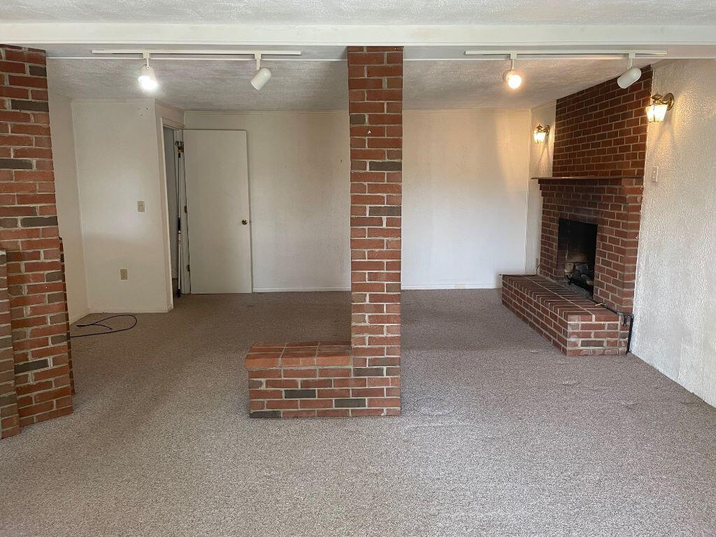 803 Mason Road Vinton, VA 24179 - Photo 14 of 16 Rec Room/Fireplace