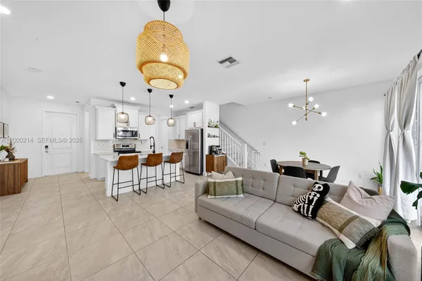 $3,450 | 4349 Veleiros Avenue, Deerfield Beach, FL 33064