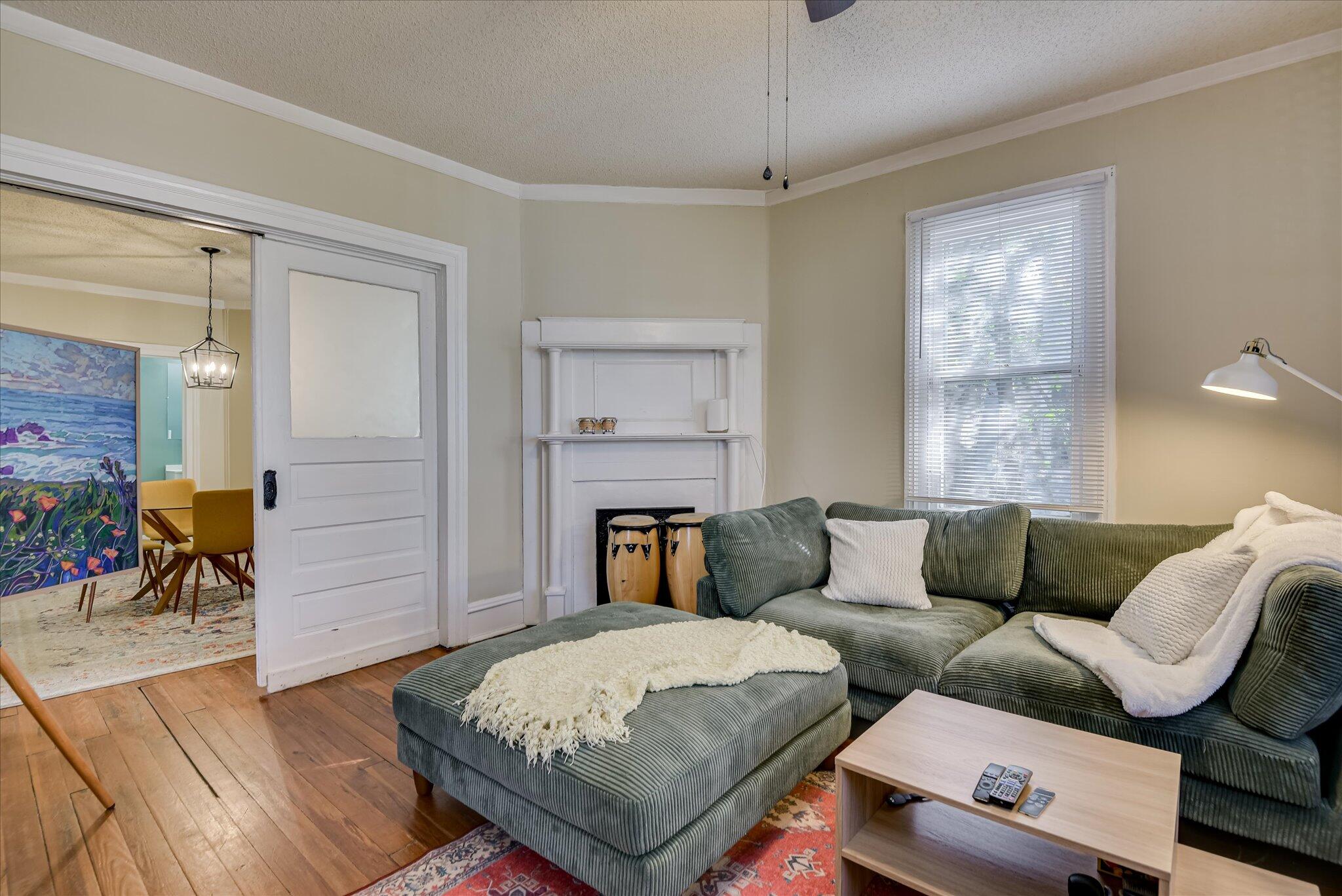 1845 Warren Street Augusta, GA 30904 - Photo 8 of 34 Living Room