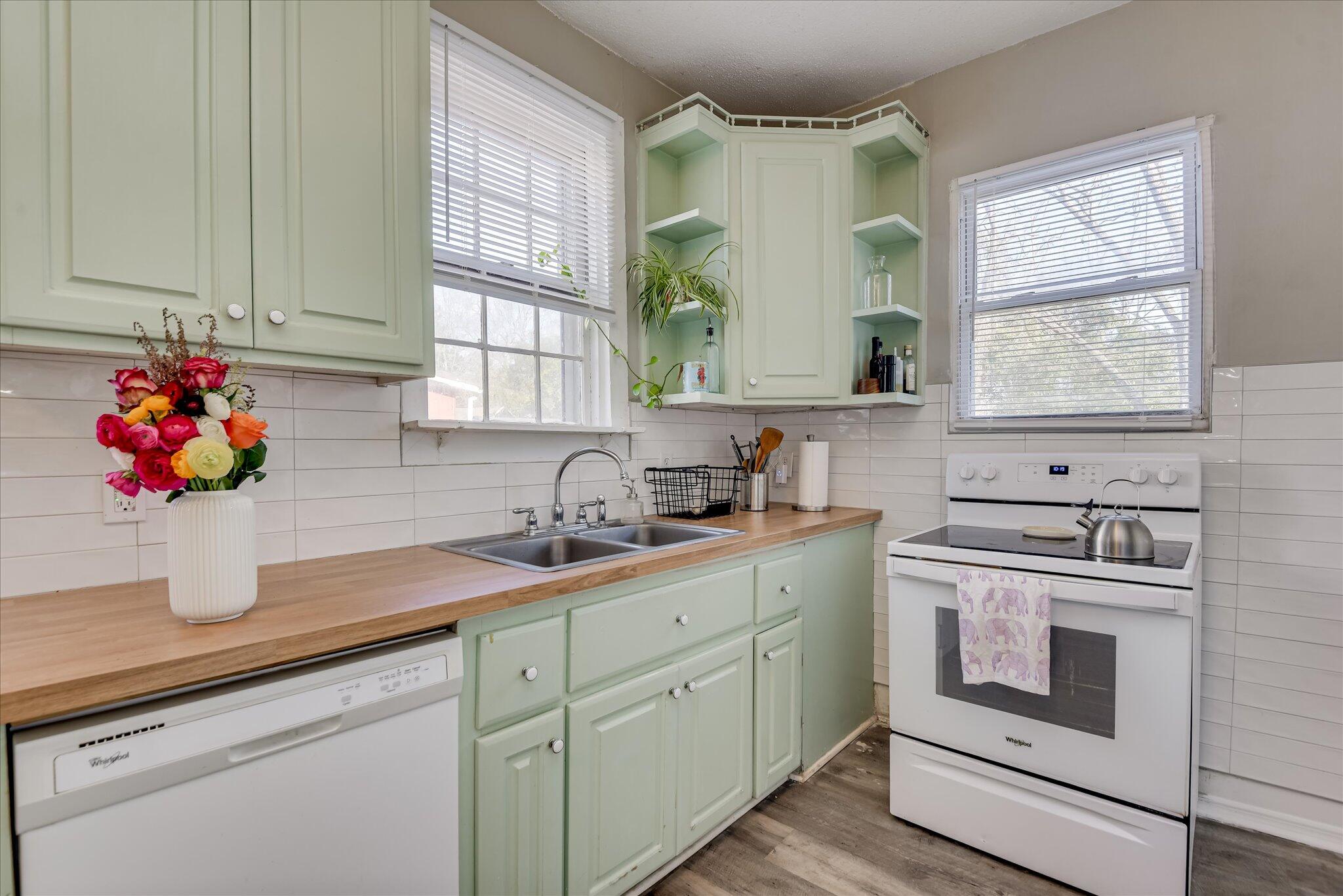 1845 Warren Street Augusta, GA 30904 - Photo 13 of 34 Kitchen