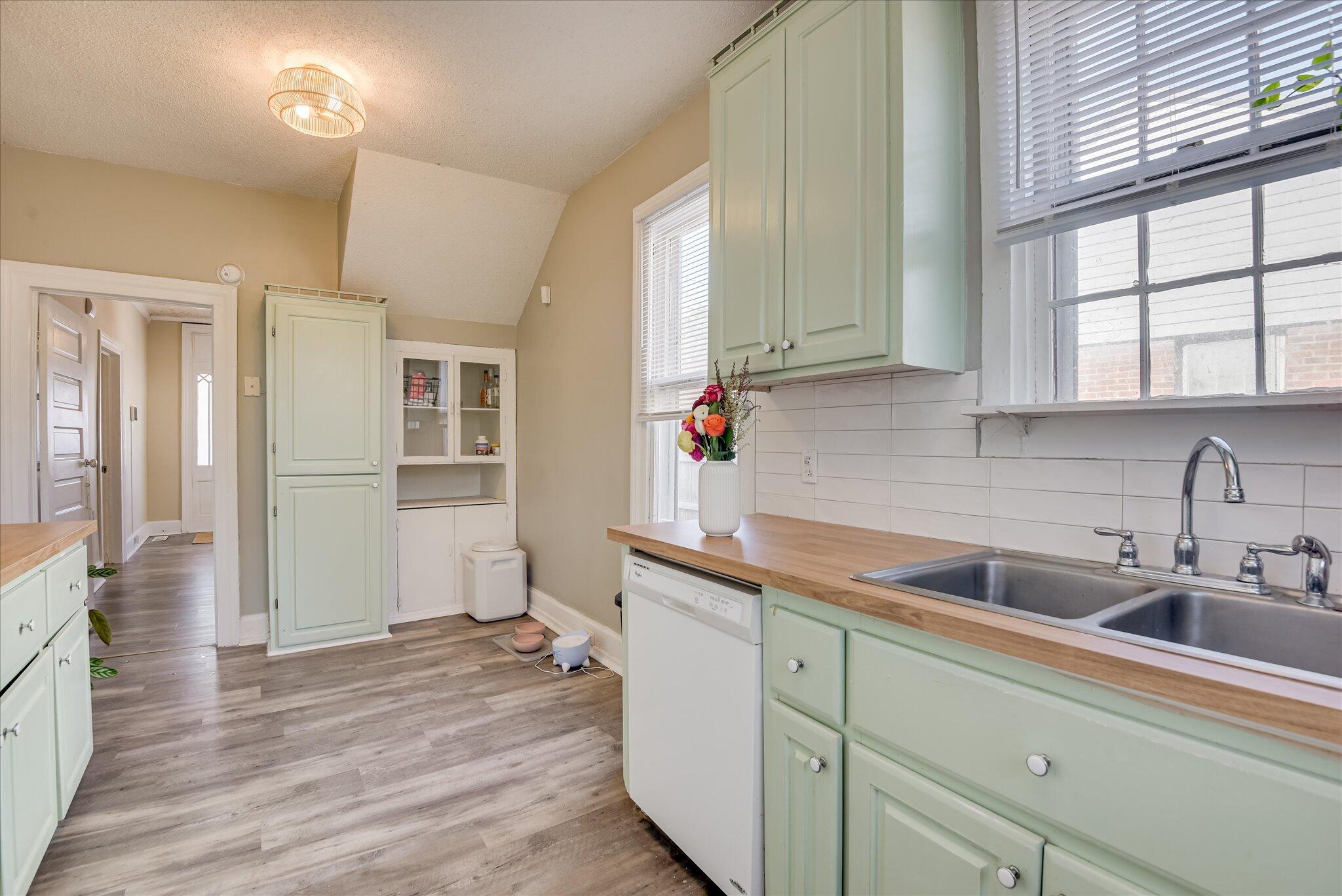 1845 Warren Street Augusta, GA 30904 - Photo 15 of 34 Kitchen