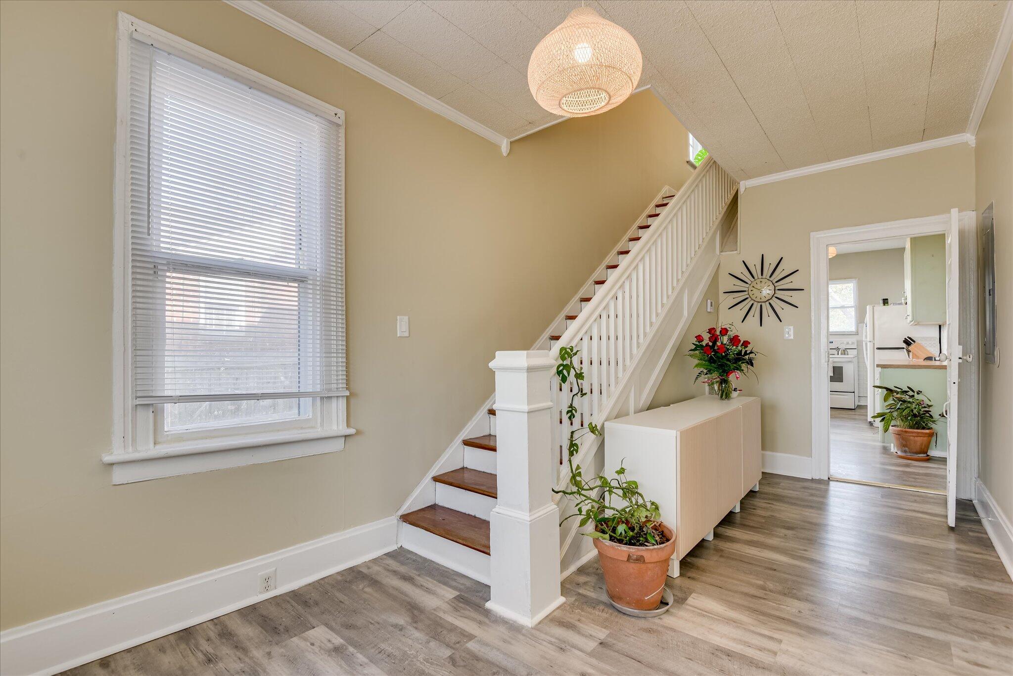 1845 Warren Street Augusta, GA 30904 - Photo 5 of 34 Front Entryway
