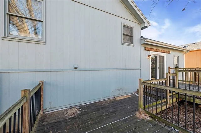 $330,000 | 6117 North Coventry Avenue, Kansas City, MO 64151