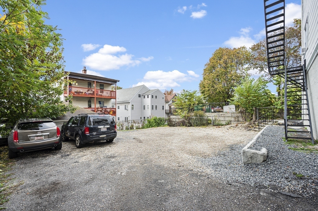 276 Washington Avenue, Unit 2 Chelsea, MA 02150 - Photo 28 of 28 a view of a street in front of a house