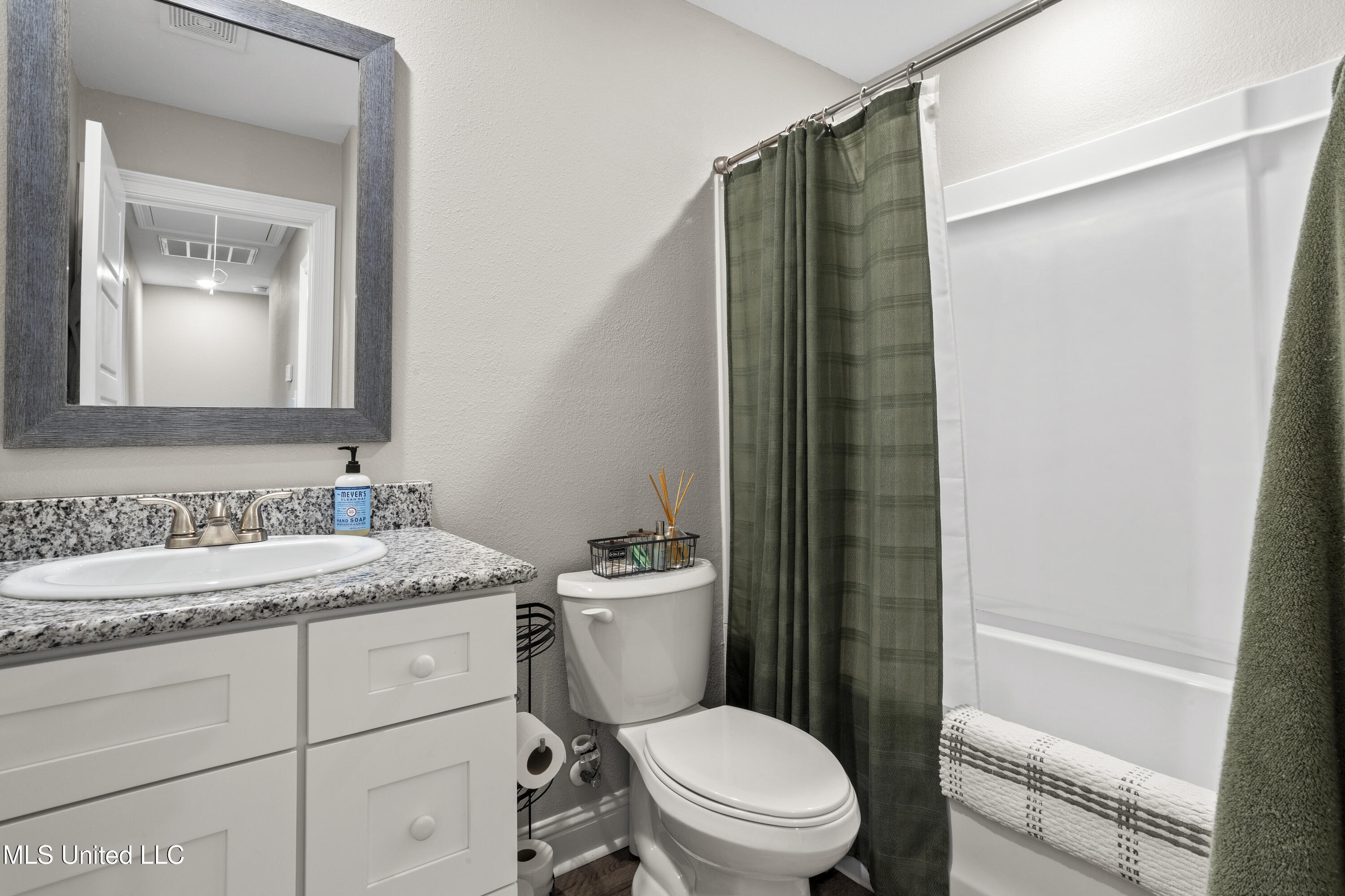 13281 Kelly Street Gulfport, MS 39503 - Photo 17 of 23 017