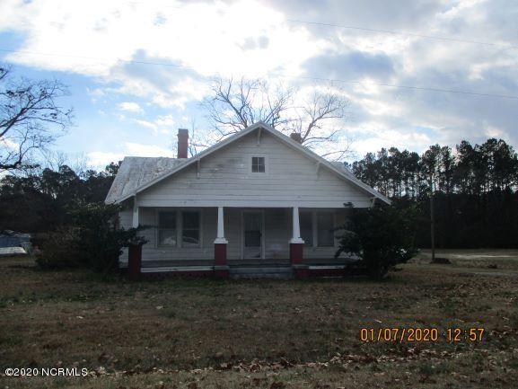 9809 Glover Road Bailey, NC 27807 - Photo 1 of 8 Front