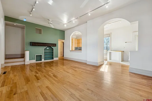 $1,250,000 | 690 East 4th Avenue, Durango, CO 81301