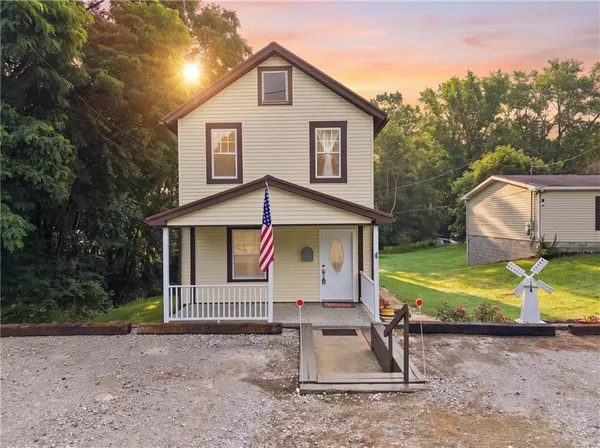 $100,000 | 407 Boston Avenue, New Castle, PA 16101
