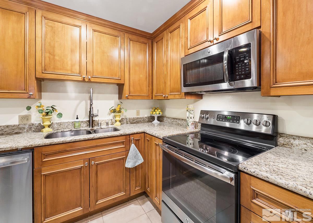 2955 Lakeside Drive, Unit 126 Reno, NV 89509 - Photo 2 of 24 Photo 2