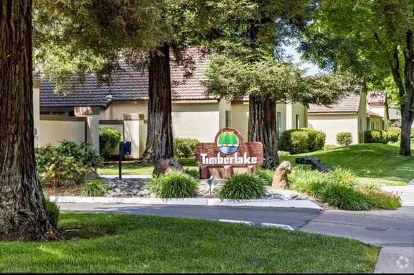 $205,000 | 3701 Colonial Drive, Unit 41, Modesto, CA 95356