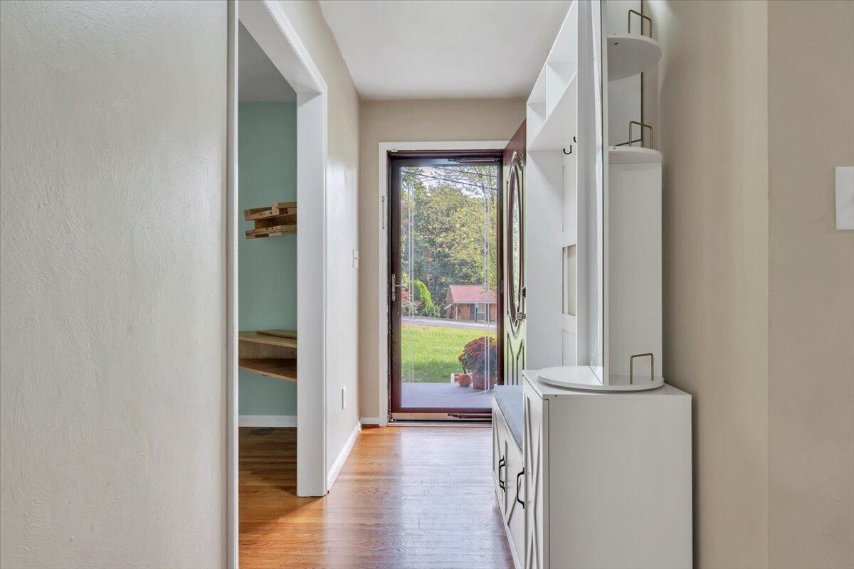 991 Blue Ridge Drive Blue Ridge, VA 24064 - Photo 11 of 52 03-MIB01438