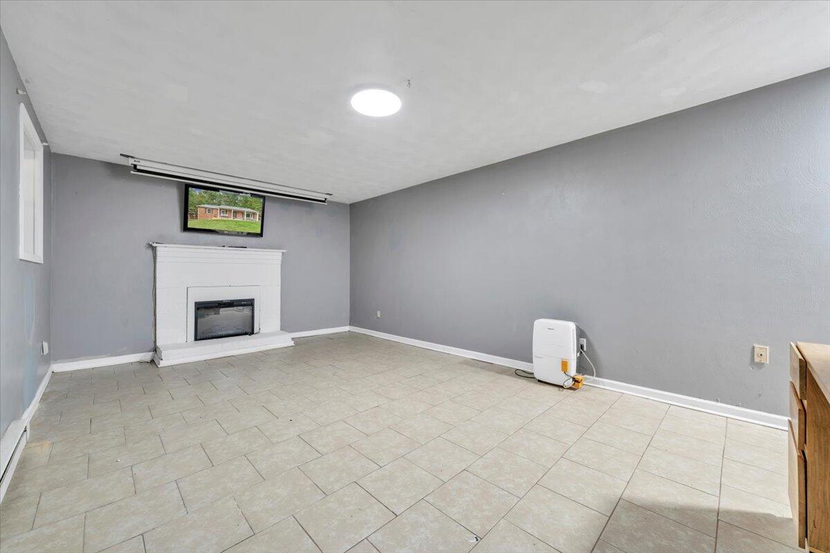 991 Blue Ridge Drive Blue Ridge, VA 24064 - Photo 36 of 52 32-MIB01504