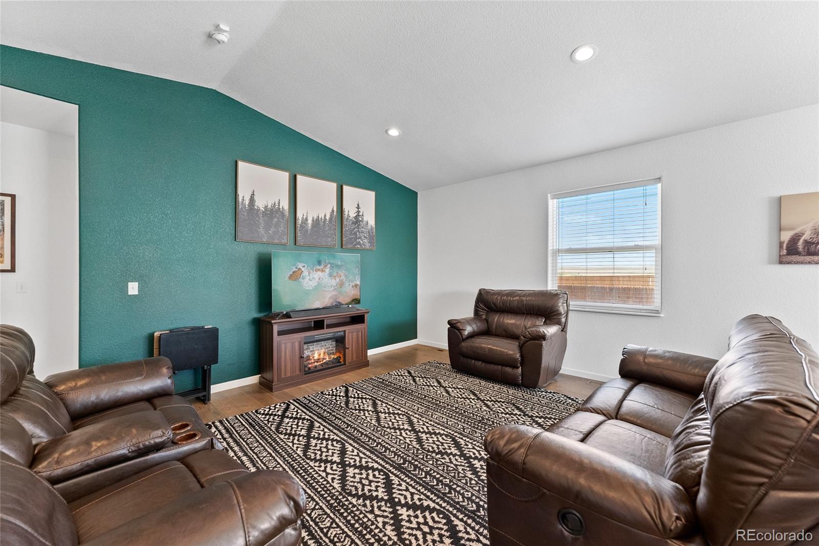 102 Primrose Court Wiggins, CO 80654 - Photo 14 of 36