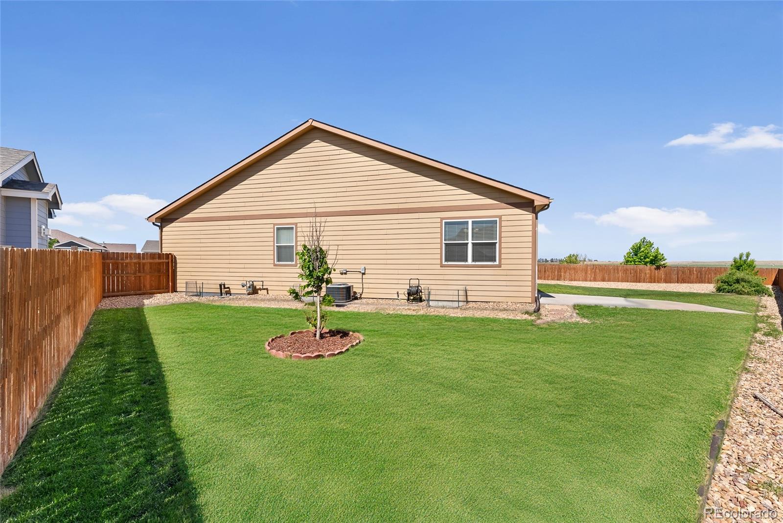 102 Primrose Court Wiggins, CO 80654 - Photo 29 of 36