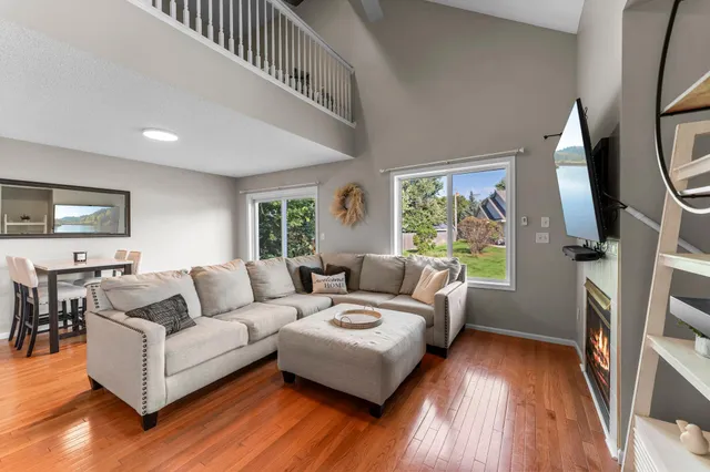 $359,900 | 291 Appleblossom Lane, Shakopee, MN 55379