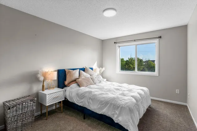 $359,900 | 291 Appleblossom Lane, Shakopee, MN 55379