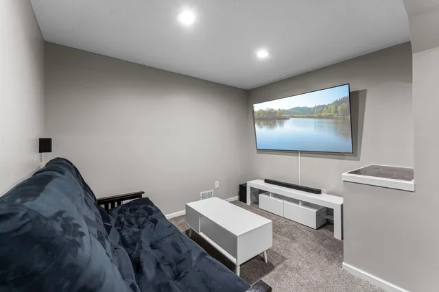 $359,900 | 291 Appleblossom Lane, Shakopee, MN 55379