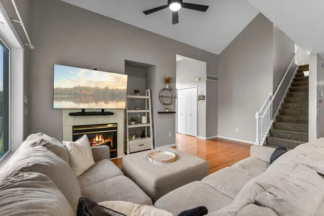 $359,900 | 291 Appleblossom Lane, Shakopee, MN 55379