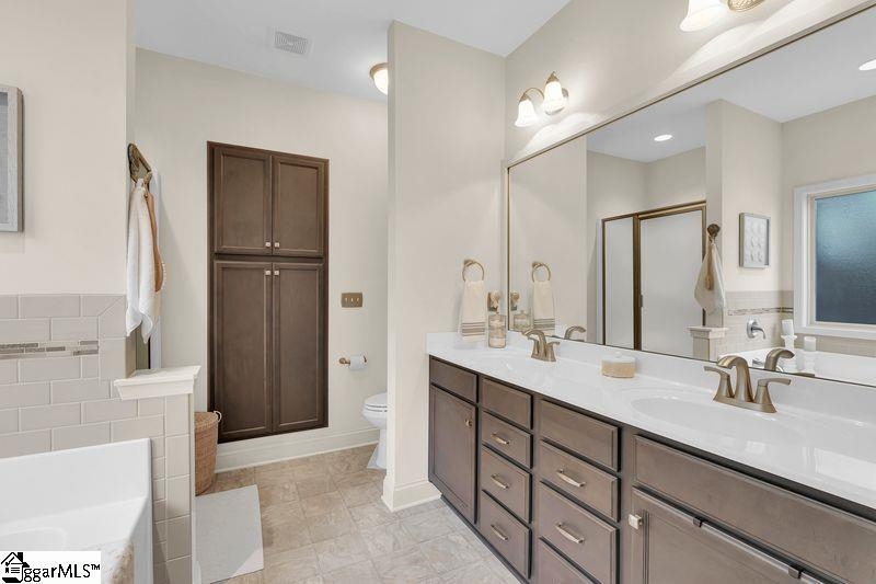 708 Wynborne Lane Moore, SC 29369 - Photo 21 of 35