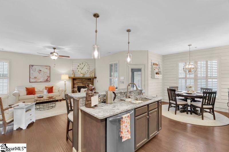 708 Wynborne Lane Moore, SC 29369 - Photo 9 of 35