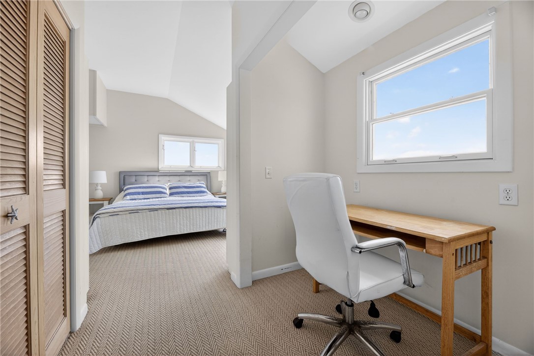 419 Atlantic Avenue Westerly, RI 02891 - Photo 32 of 46