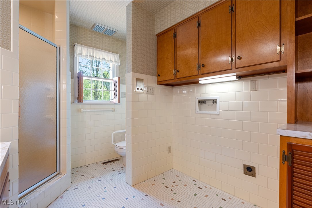 162 South Tamarack Road Akron, OH 44319 - Photo 19 of 39 Gallery Image 19