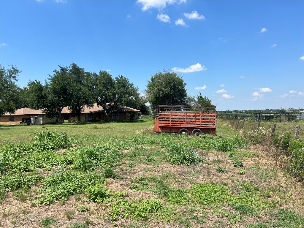 15911 Schmidt Loop Manor, TX 78653 - Photo 26 of 37