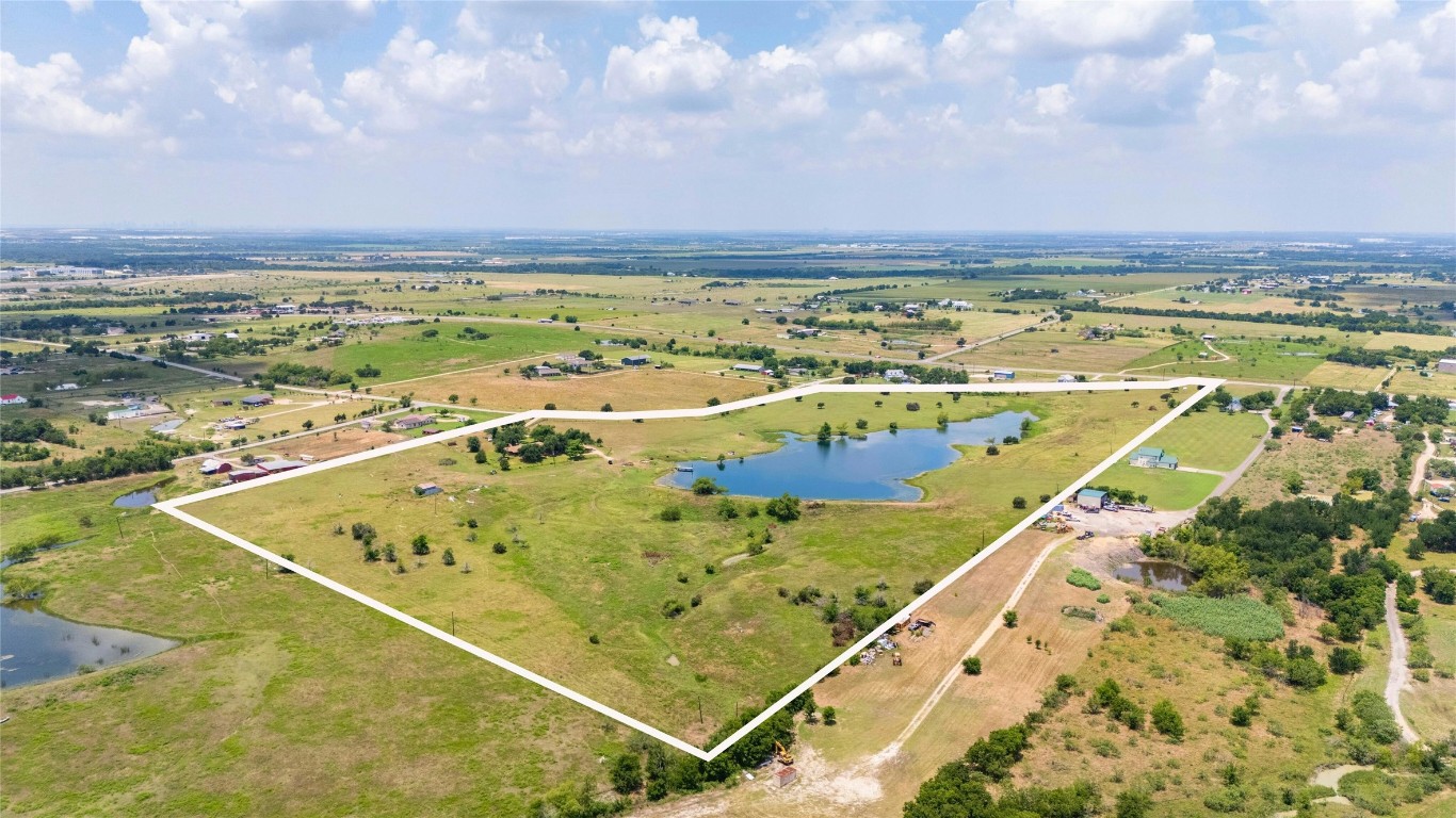 15911 Schmidt Loop Manor, TX 78653 - Photo 4 of 37