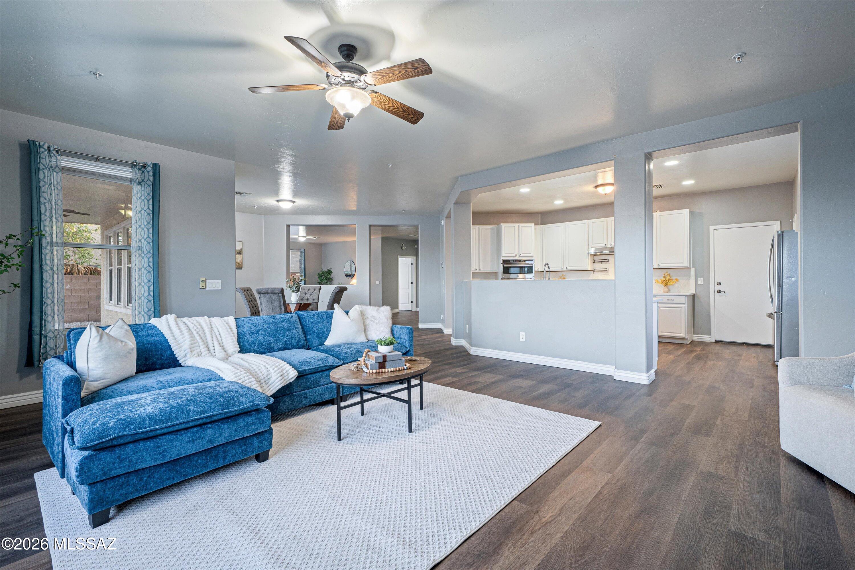 6851 South Salt Cedar Road Tucson, AZ 85756 - Photo 13 of 52 FAMILY ROOM