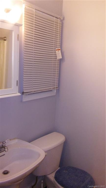 1316 Ranch Road Charlotte, NC 28208 - Photo 12 of 19 Gallery Image 12