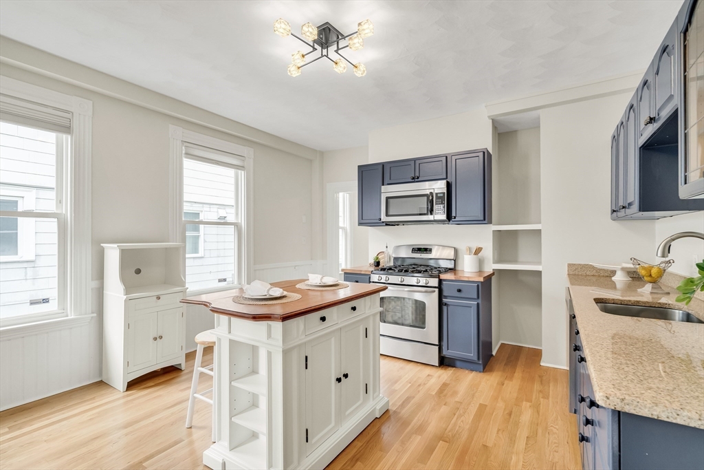 44 Albion Street, Unit A Somerville, MA 02143 - Photo 17 of 39
