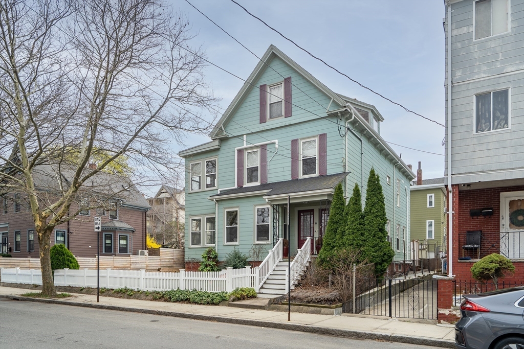 44 Albion Street, Unit A Somerville, MA 02143 - Photo 2 of 39