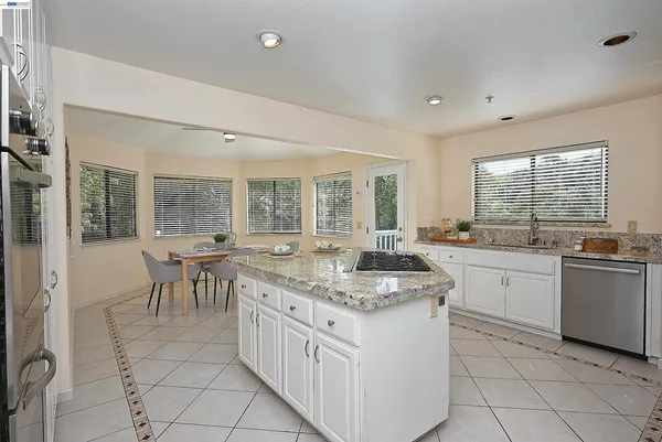 $1,635,000 | 16 McNamara Lane, Martinez, CA 94553