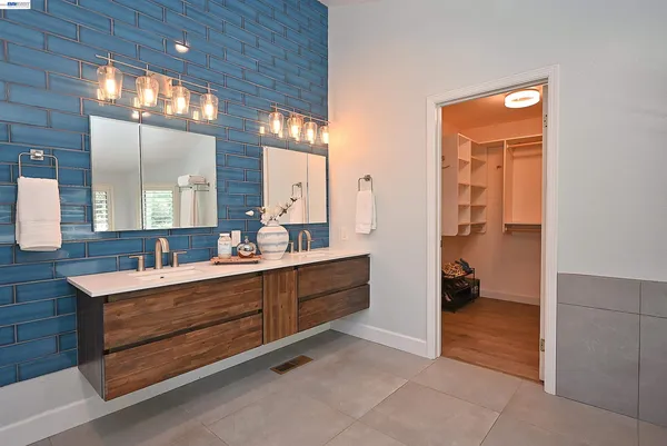 $1,635,000 | 16 McNamara Lane, Martinez, CA 94553