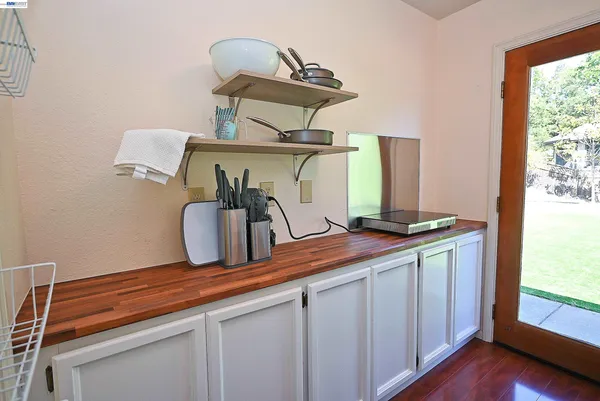 $1,635,000 | 16 McNamara Lane, Martinez, CA 94553