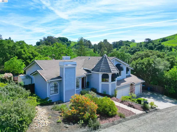 $1,635,000 | 16 McNamara Lane, Martinez, CA 94553