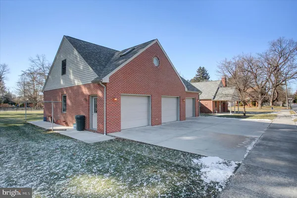 $574,400 | 1566 Wilson Avenue, Chambersburg, PA 17201