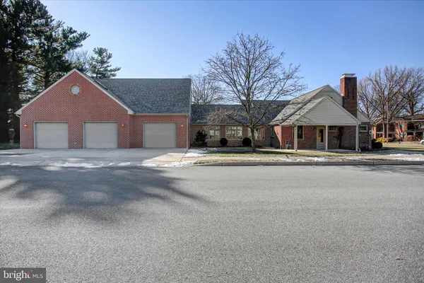 $574,400 | 1566 Wilson Avenue, Chambersburg, PA 17201