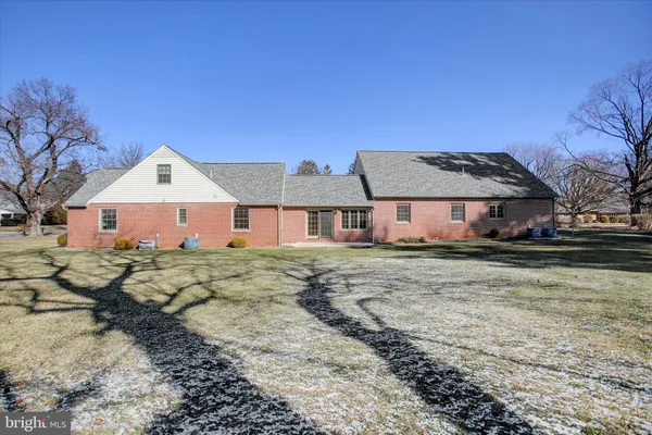 $574,400 | 1566 Wilson Avenue, Chambersburg, PA 17201