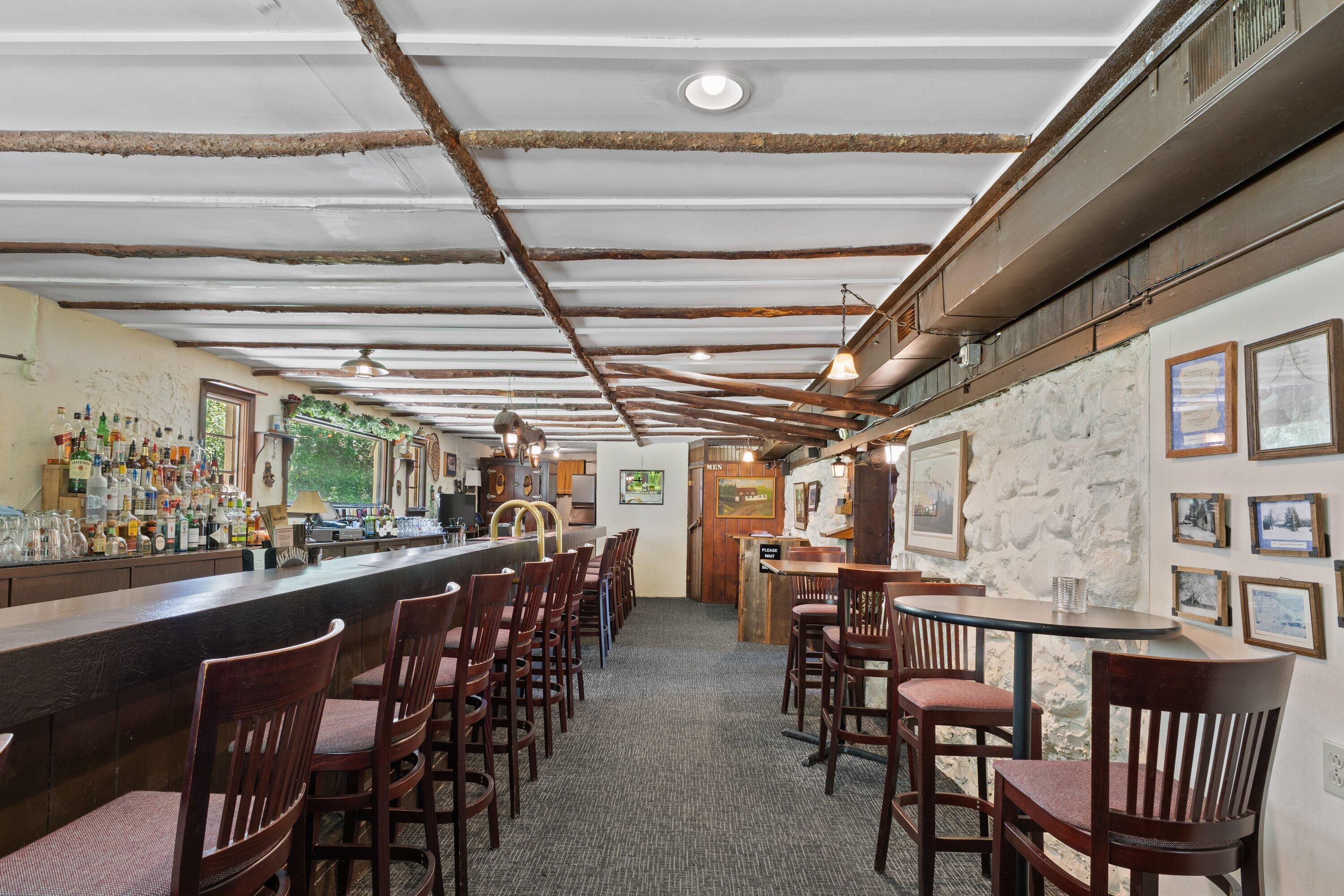 1380 Friess Lake Road Richfield, WI 53033 - Photo 14 of 47 high tops in bar