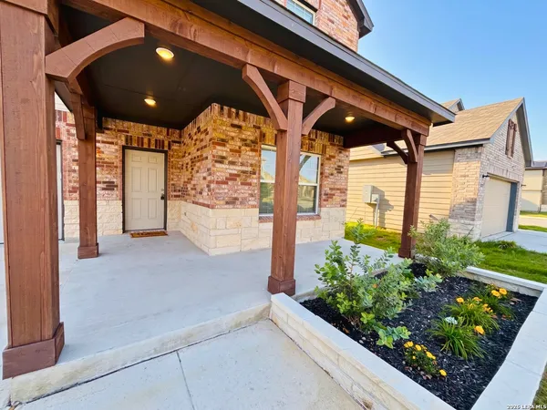 $2,300 | 14507 Gecko Landing, San Antonio, TX 78253