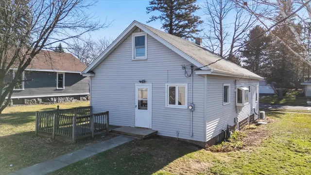 $219,000 | 121 Oak Street, Proctor, MN 55810