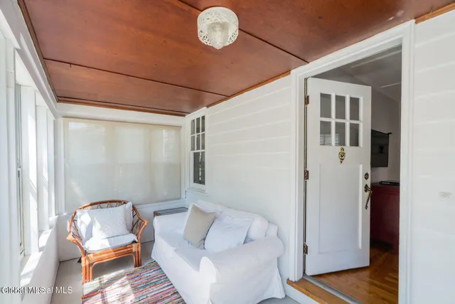 $2,100 | 38 Madison Street, Saratoga Springs, NY 12866